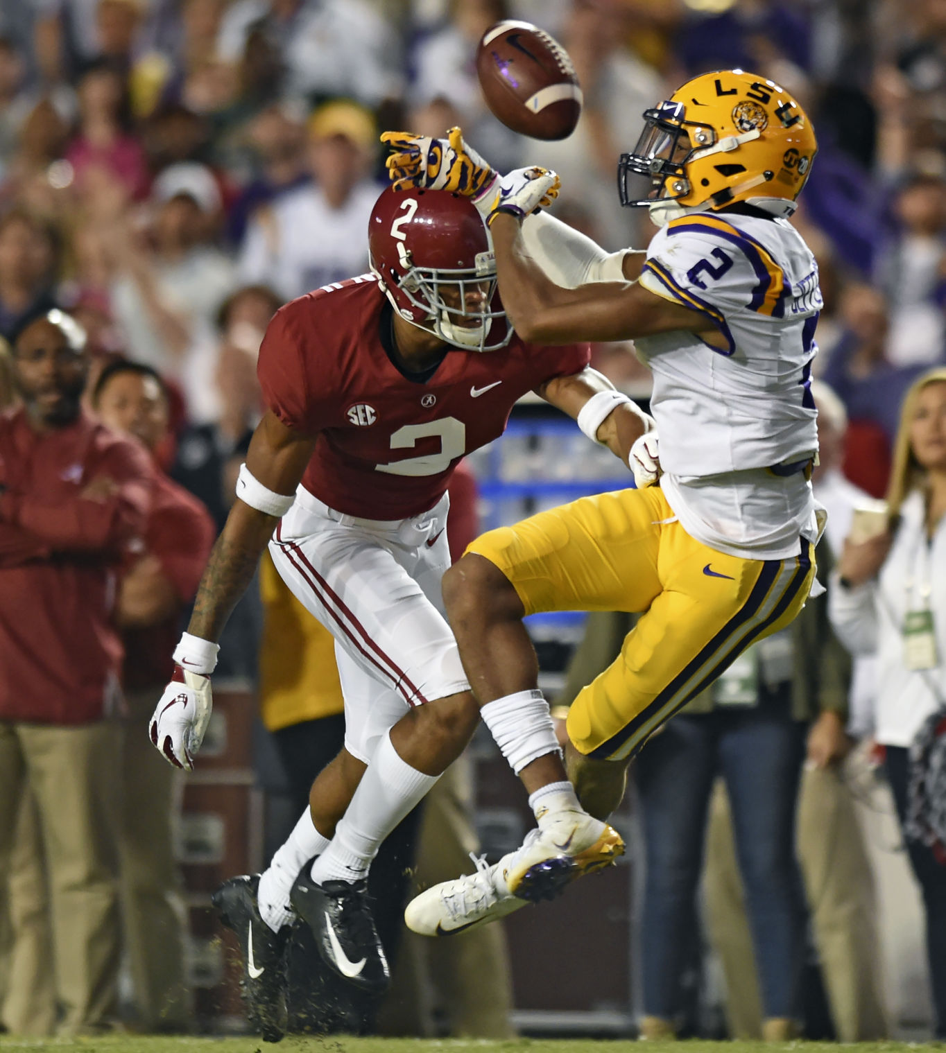 lsualabamafootball.110418_1545